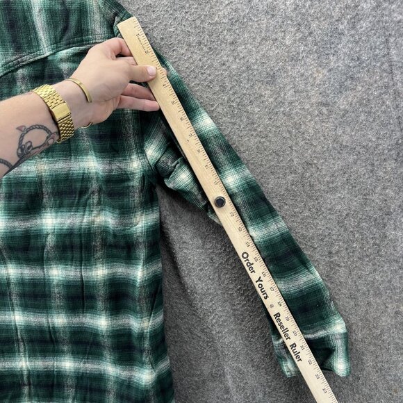 Levis Shirt Womens Medium Green Plaid Western Pearl Snap Flannel Shacket Heavy - Picture 10 of 11
